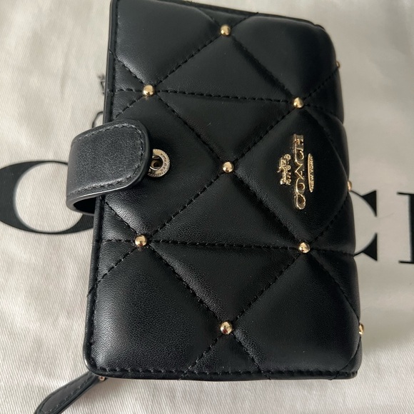 Coach Rowan Satchel with Diamond Quilting with Wallet - Picture 13 of 15